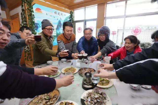 人民日报：天鹅之翼 托起乡村民宿游